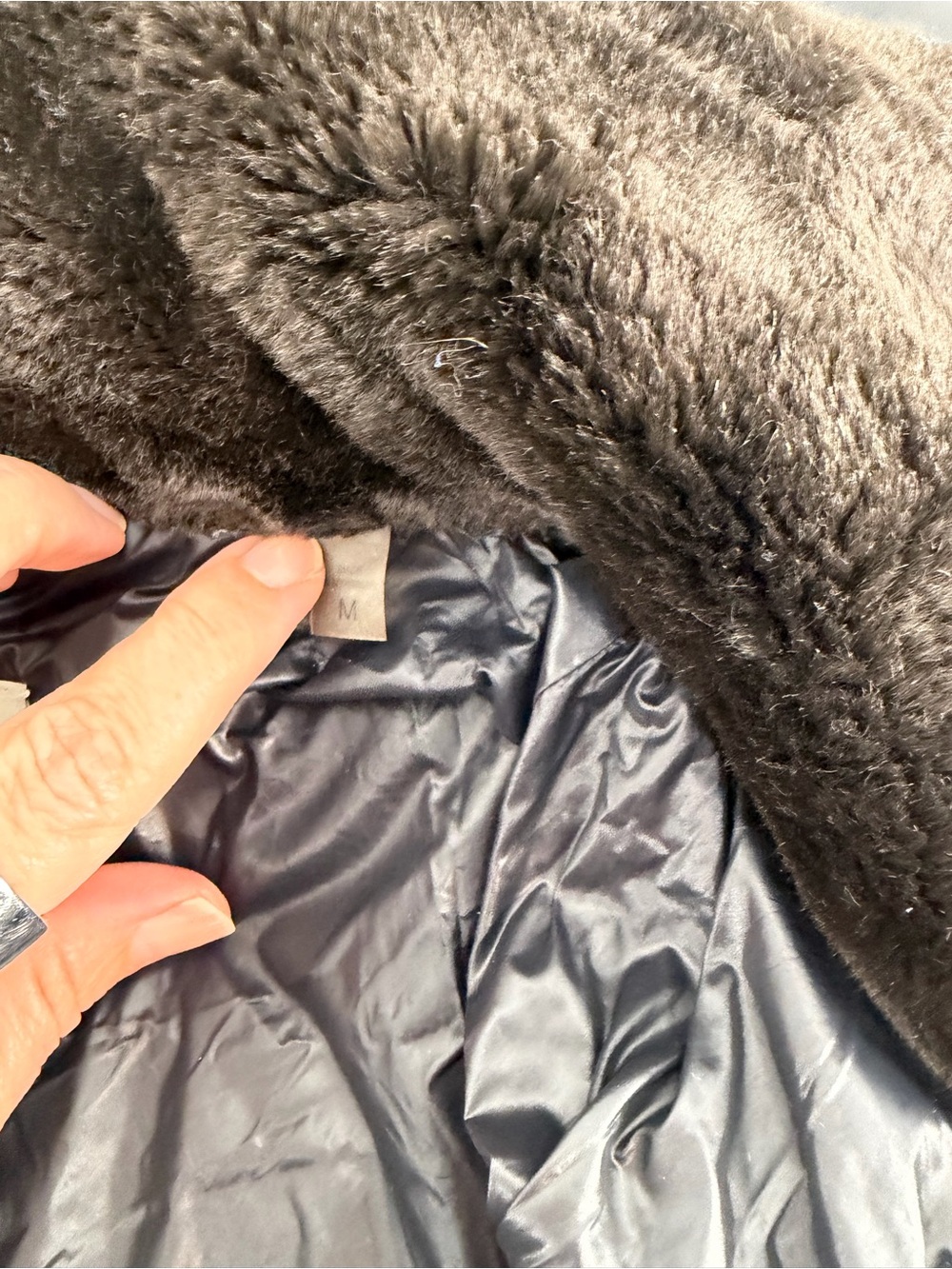 S13 Shiny Quilted Puffer Jacket with Faux Fur Collar - Black - Picture 4 of 7